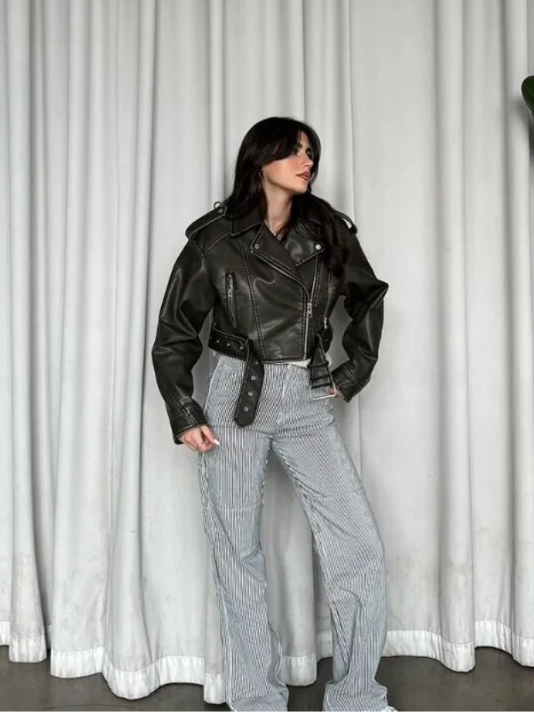 WW | Cropped Biker Jacket Vintage & Stylish