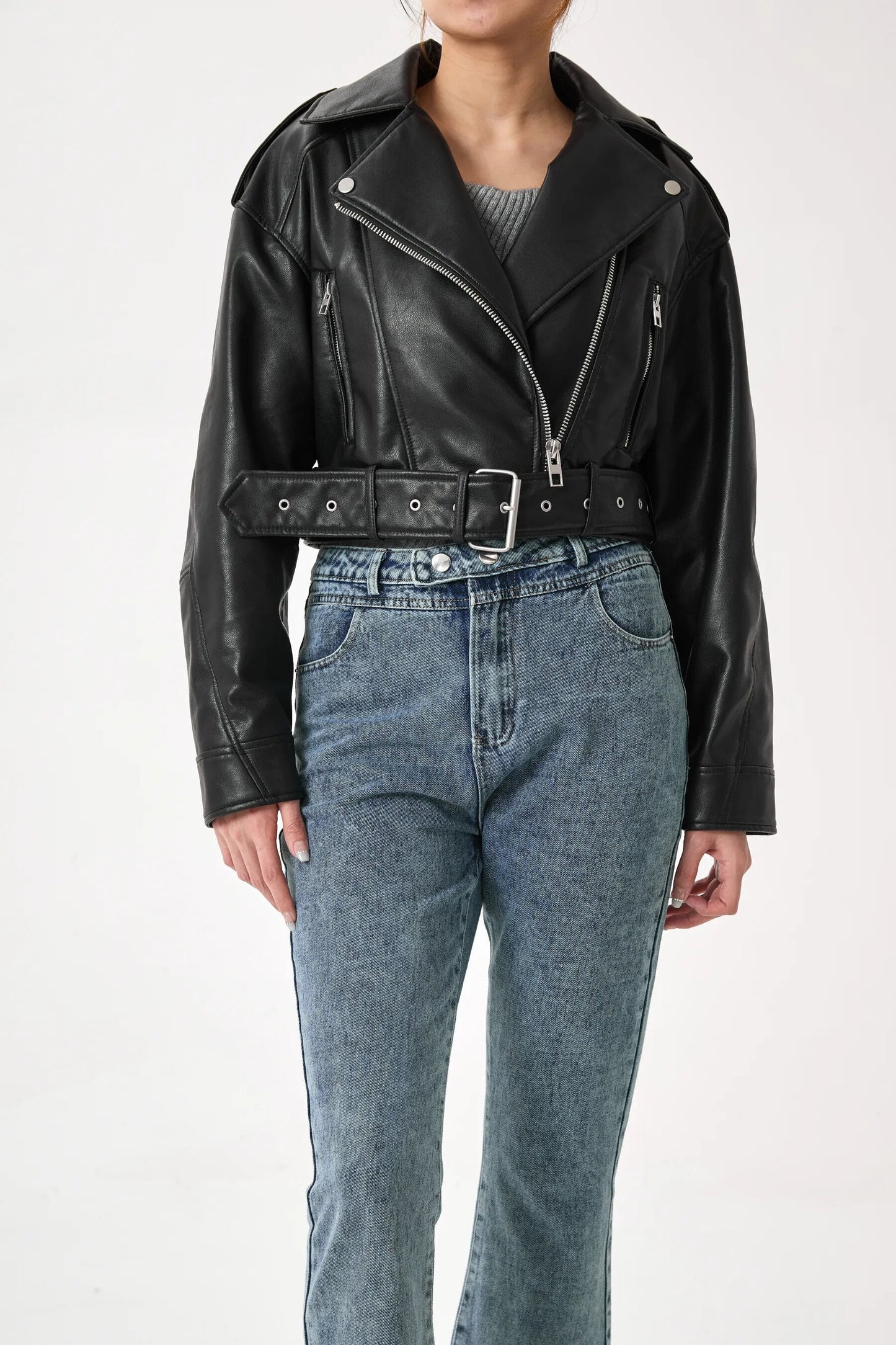 WW | Cropped Biker Jacket Vintage & Stylish