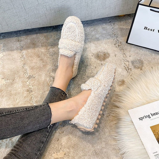 WW | Ultra-Warm And Cuddly Moccasins