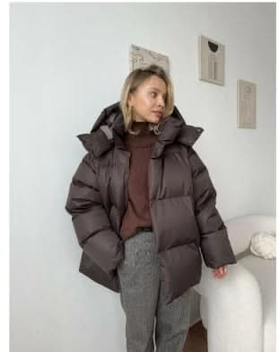 WW | Trendy hooded short-cut for women