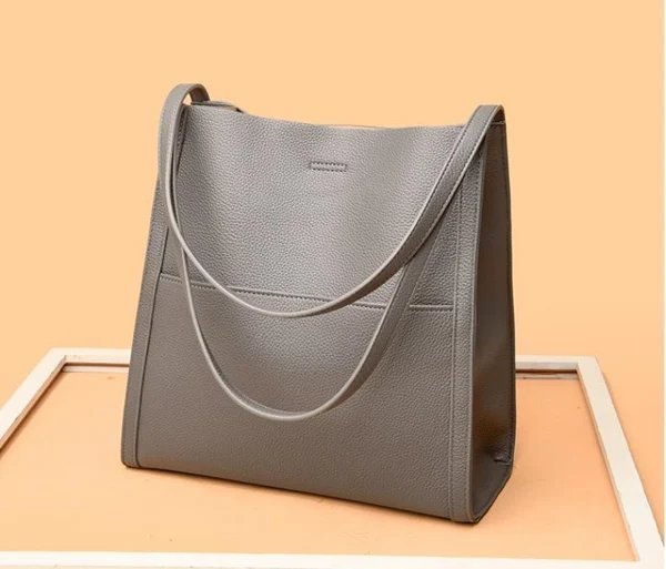 WW - Stylish Leather Bag