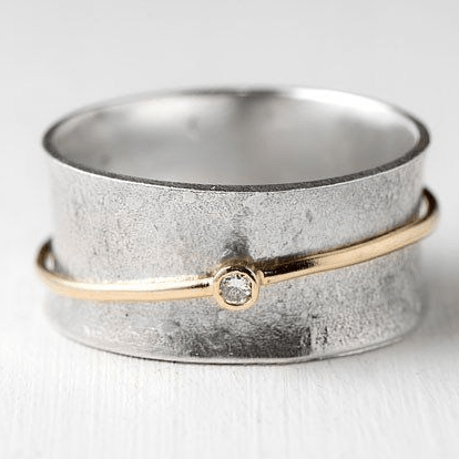 WW | Gold Line Zirconia Silver Ring