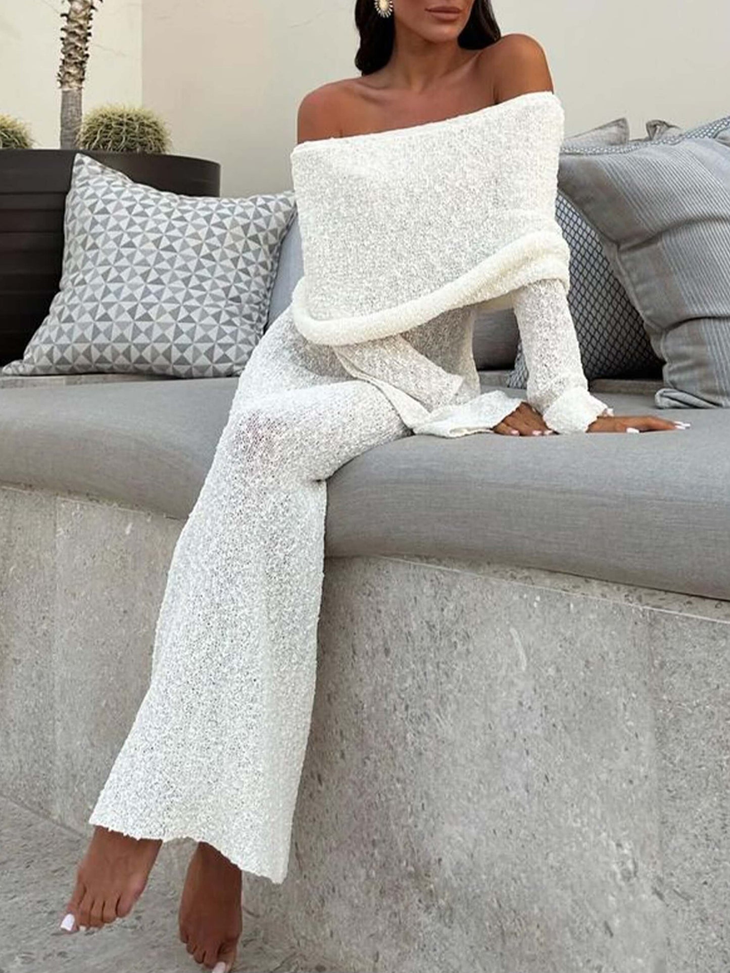 Kenvira™ | Off-the-shoulder dress