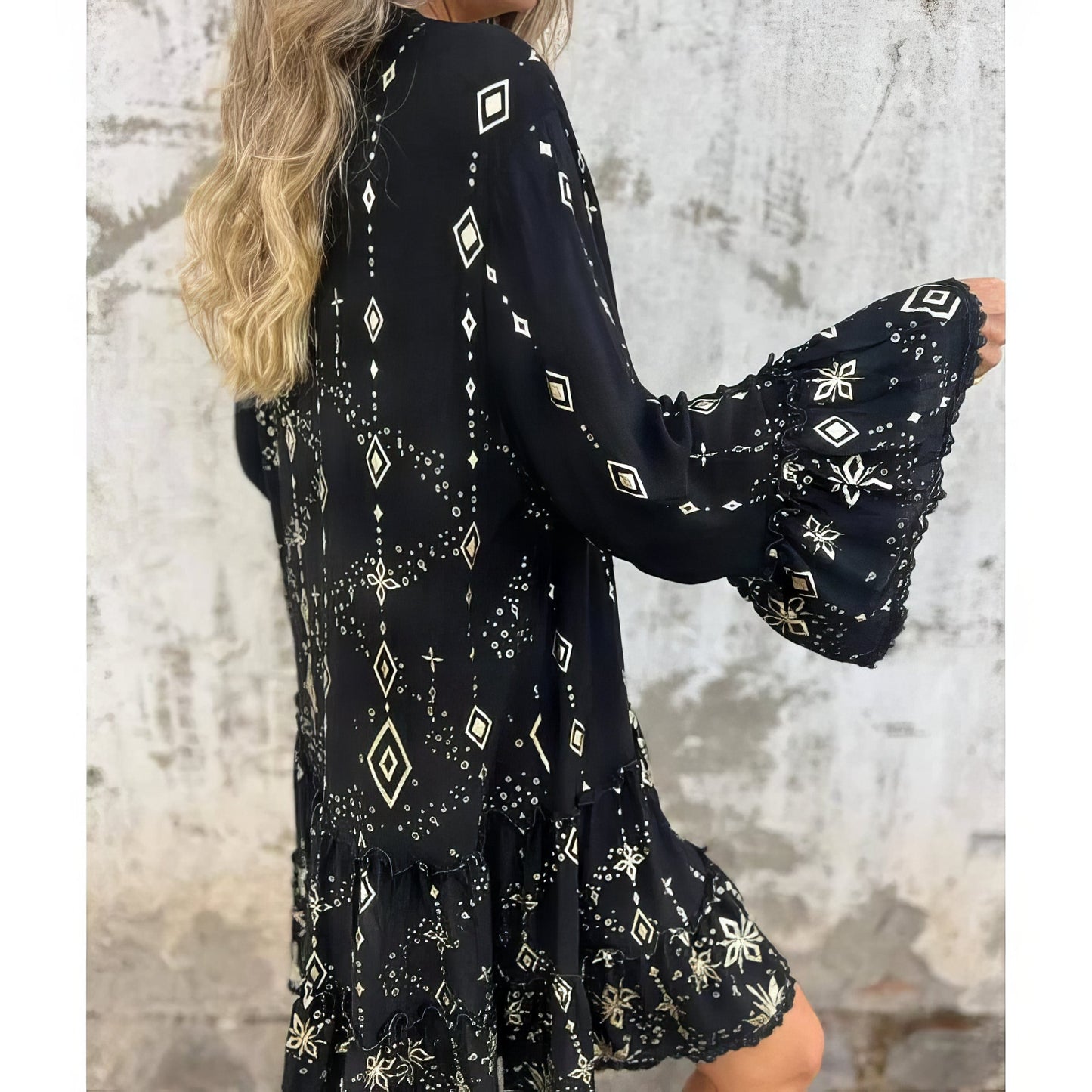 Mara - Trendy Mini Dress with Long Sleeves